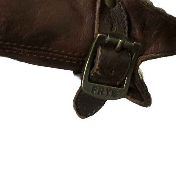 Frye women’s boots in a size 8 with wear - Picture 3 of 9